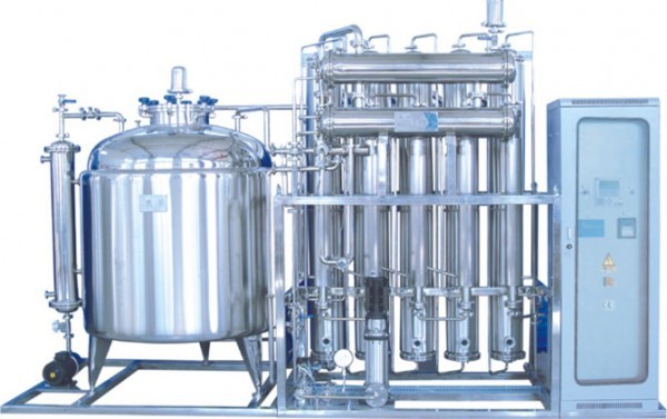LDF型螺旋分离蒸馏水机 多效蒸馏水机、注射用水