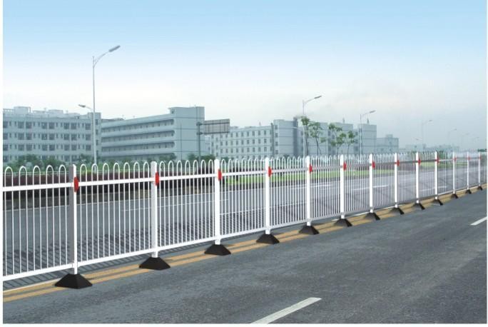 大量提供中山阳江市政道路护栏安装，珠海交通护栏厂家交通设施工程设计
