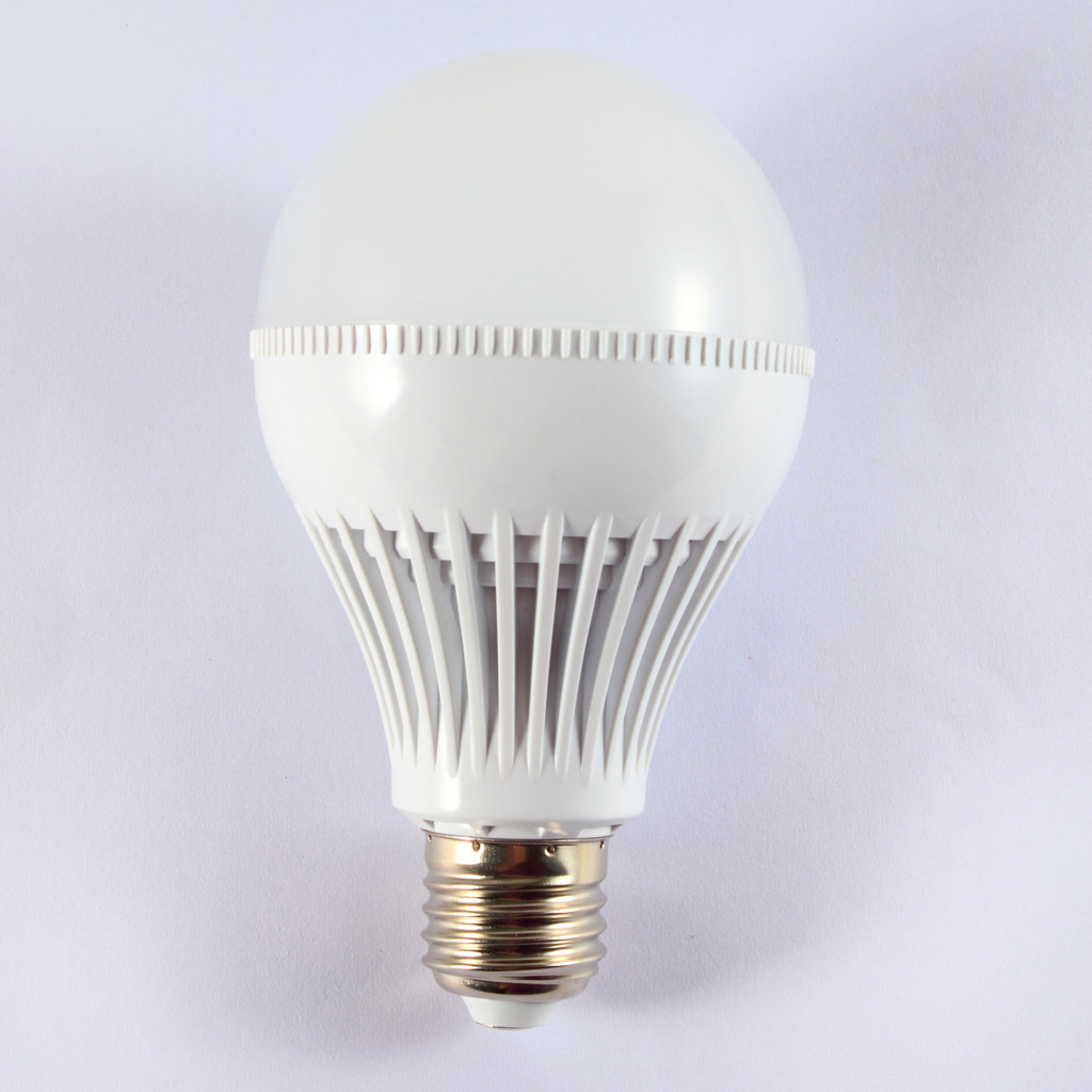 供应【大量供应】工程LED灯泡大功率LED球泡灯7W LED节能灯 品质保证