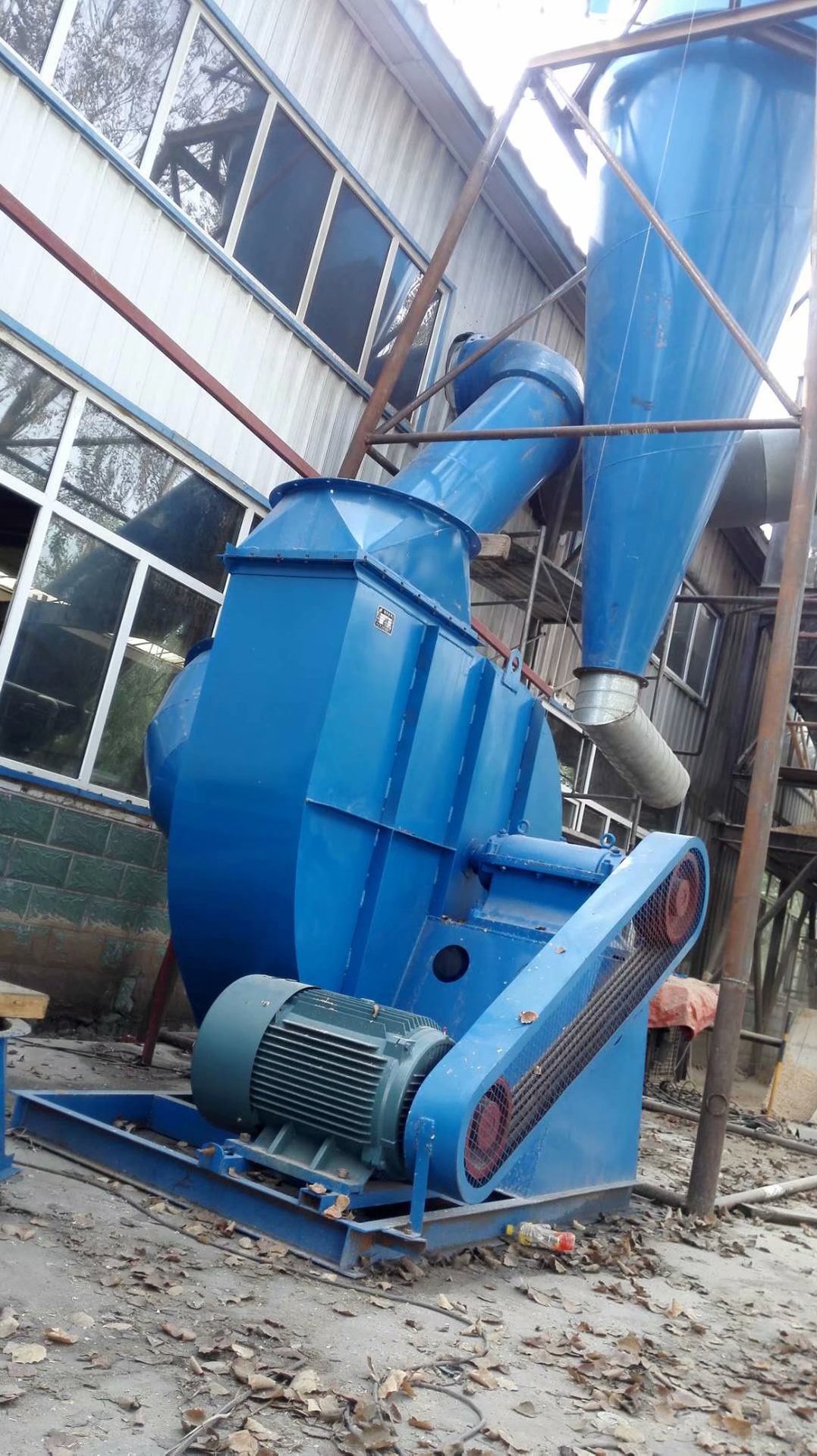 满洲里海拉尔内蒙古木器厂家具厂除尘风机 出口俄罗斯物料风机
