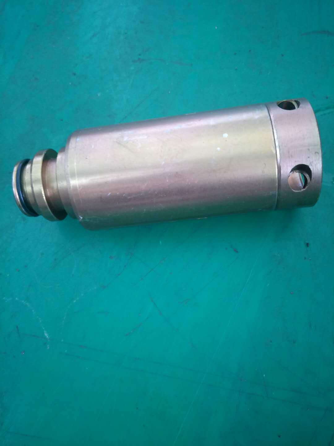 b5f3a115bdc2c435f6549c25068225
