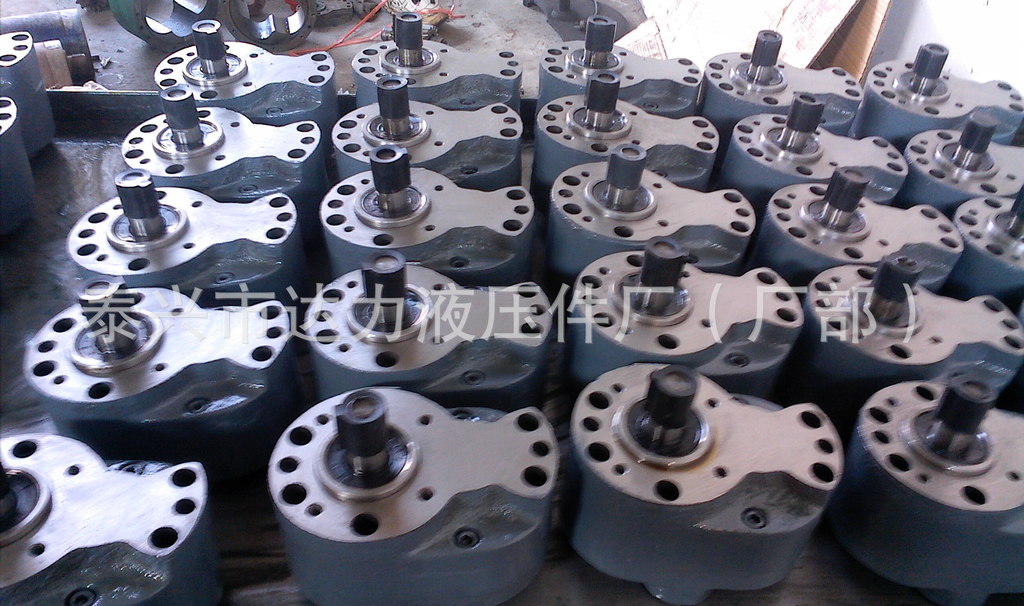 供应优质TXCB-B40、TXCB-B50系列特制稀油润滑设备专用油泵。