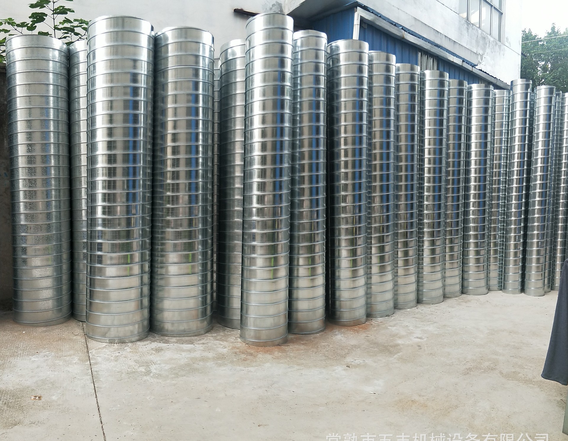 镀锌板螺旋风管304不锈钢螺旋风管焊接风管吸尘风管生产厂家