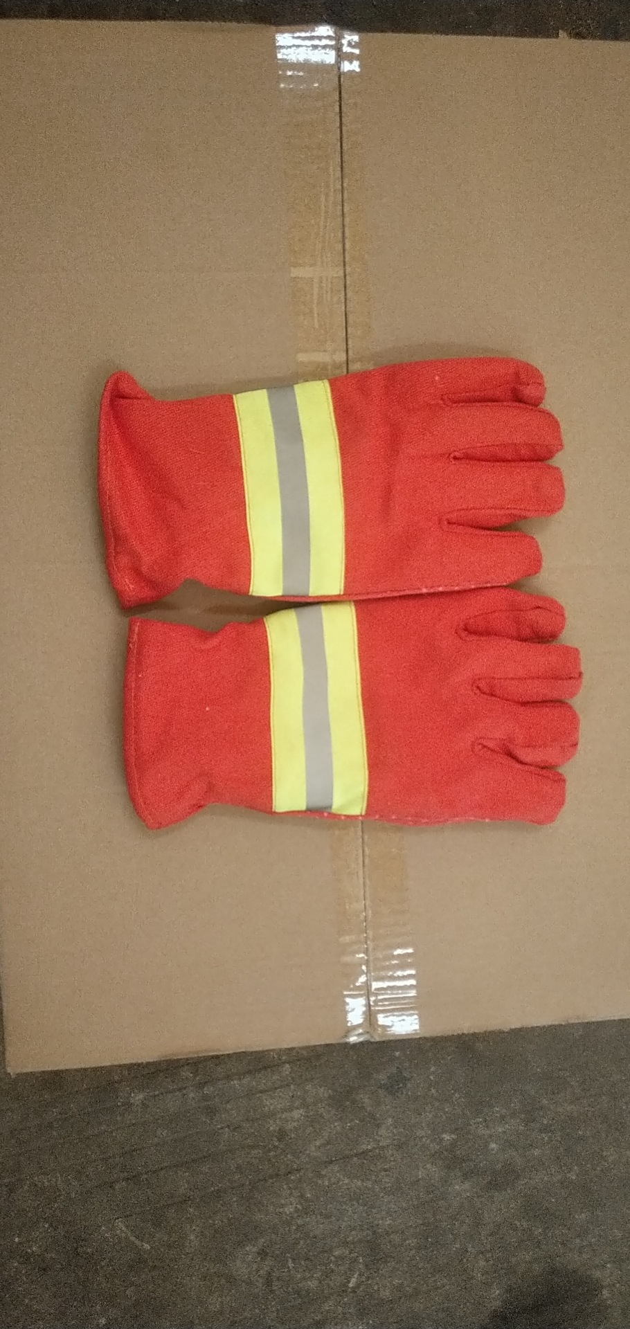 消防手套阻燃97款消防手套防火带胶手套消防救援手套