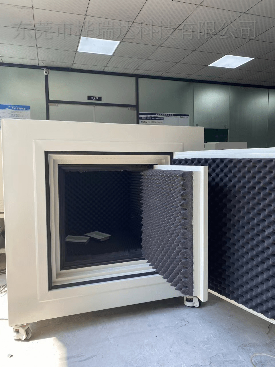 034bdd3e2fa1beb86bbaf687b115f5