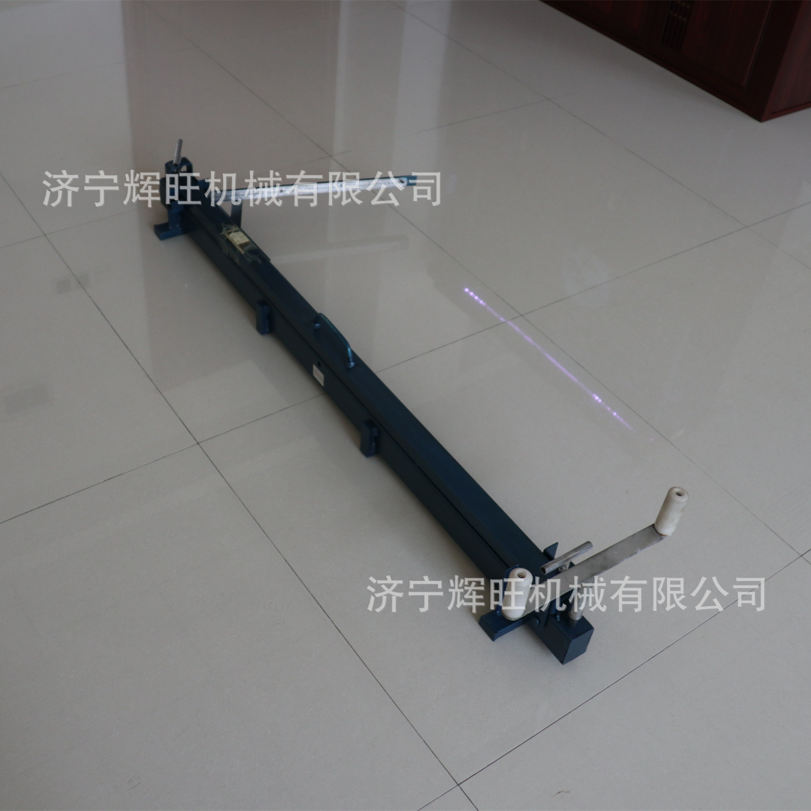 皮带割皮机