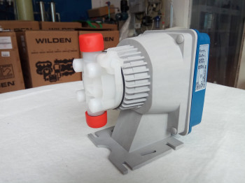 赛高电磁隔膜计量泵DMM201NHP0800工程塑料PVDF泵头污水加药泵