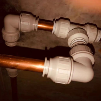 连接铜管和不锈钢管接头