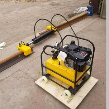 液压钢轨拉伸机不伤害轨头工作面