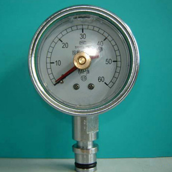 双针耐震压力表用来测量管道脉冲压力 防震耐磨