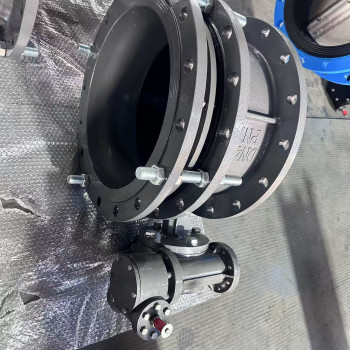 铸钢式伸缩法兰蝶阀