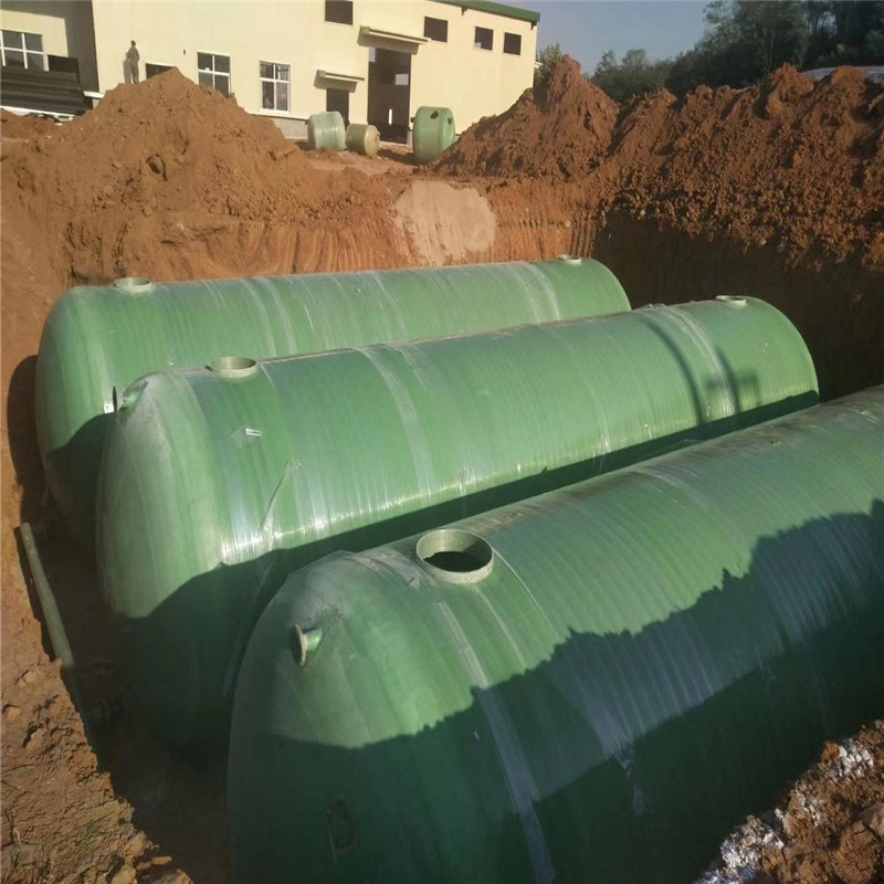 瑞宸 农村改造污水处理设备 水泥预制化粪池报价 加强型玻璃钢化粪池