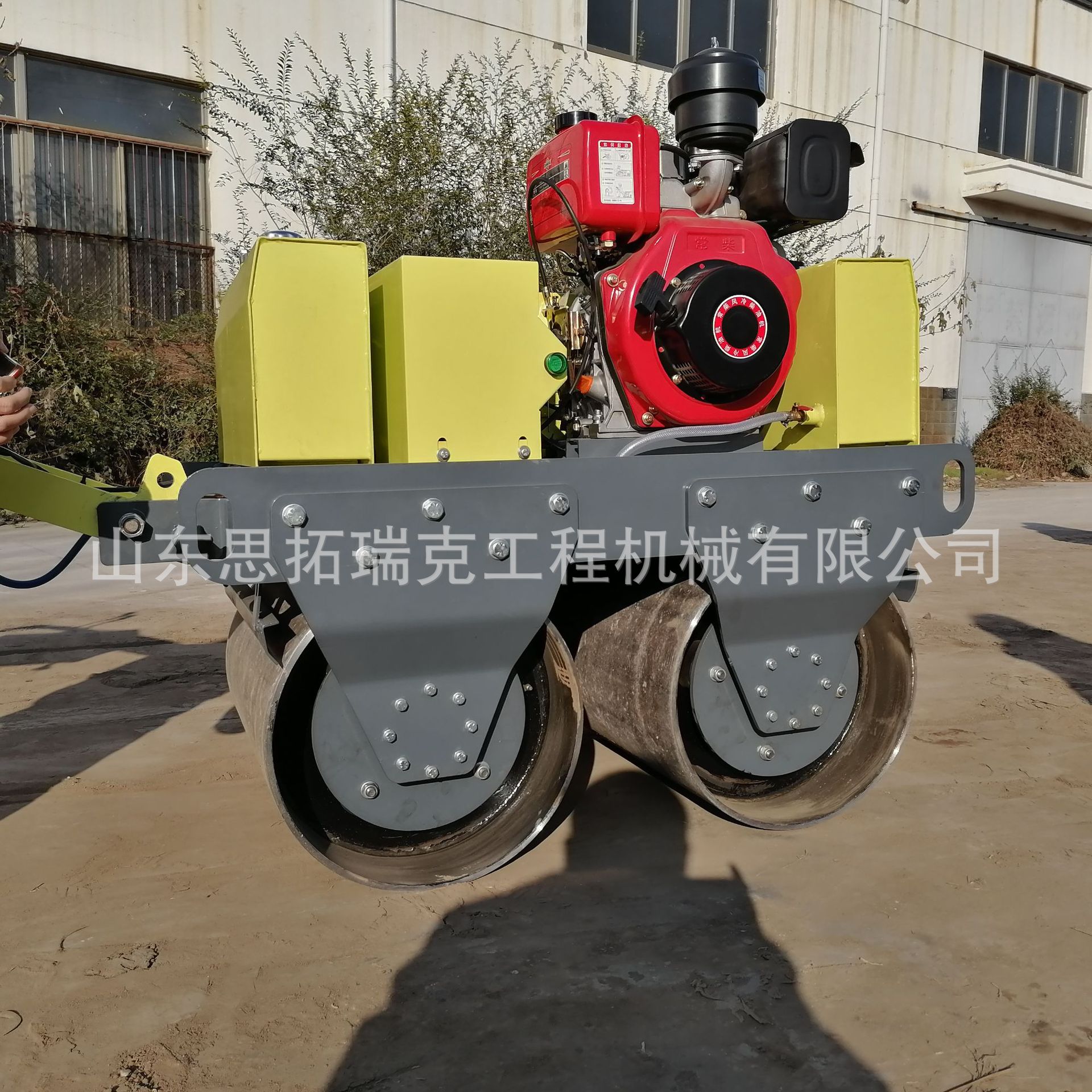 广东台山小型双钢轮手扶压路机 管道线路自来水管回填土压实设备