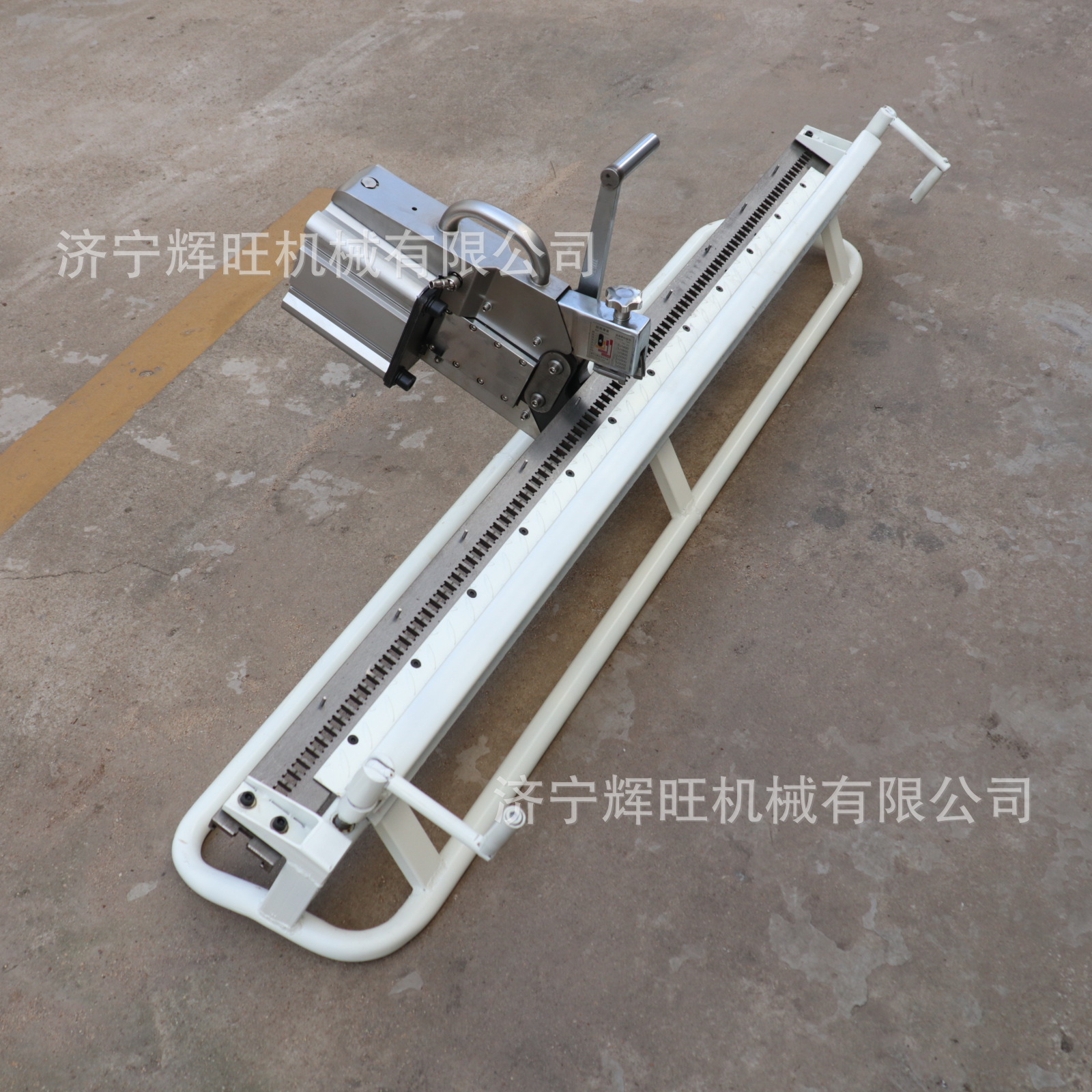 气动皮带钉扣机