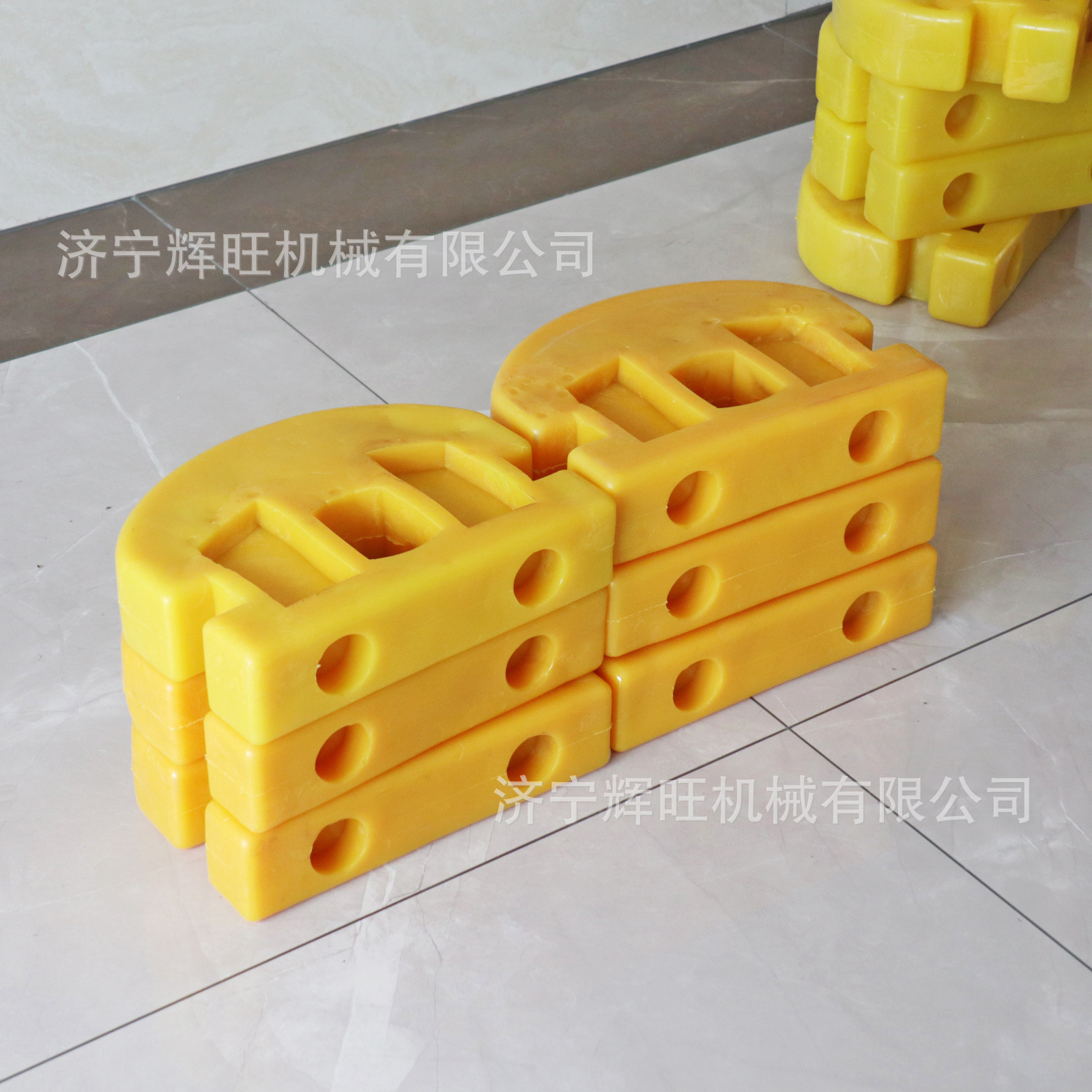矿车碰头